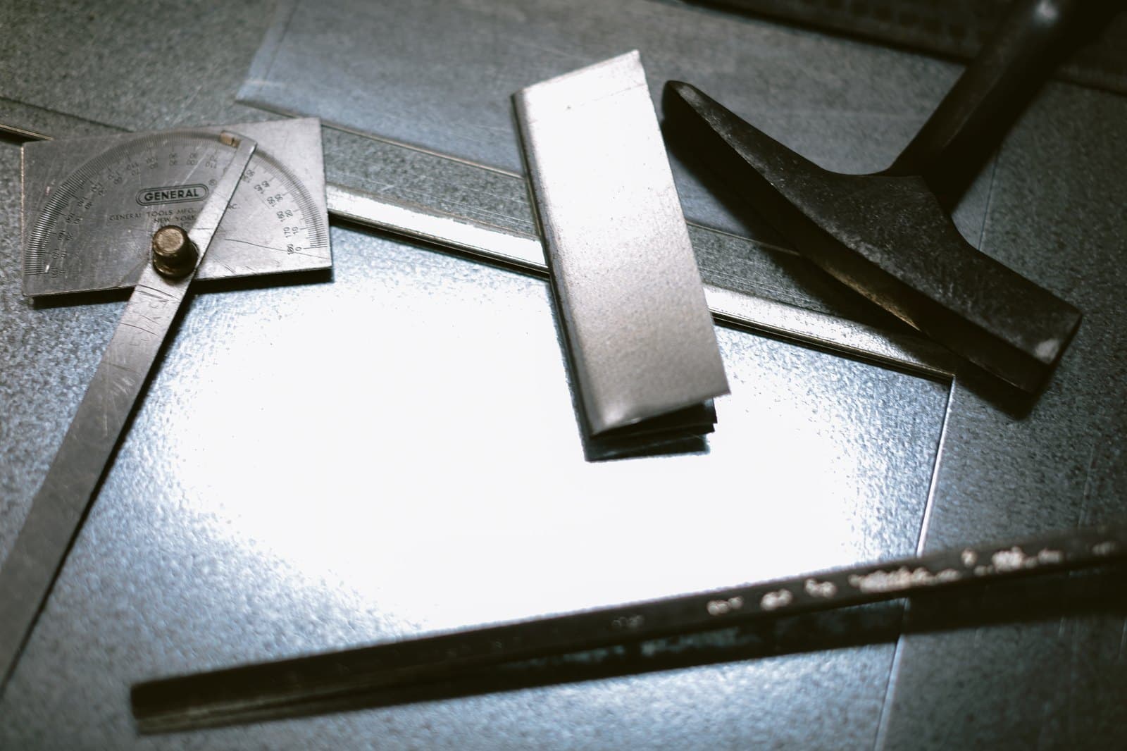 Precision measuring tools — the detail-oriented thinking behind TradeBuilt's business advisory